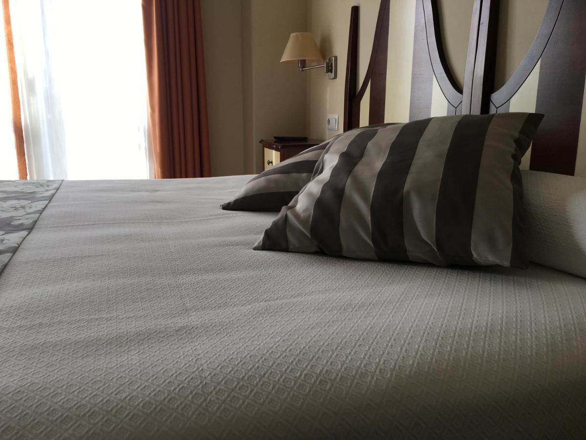 Hotel Valle De Cabezon Cabezón de la Sal Εξωτερικό φωτογραφία