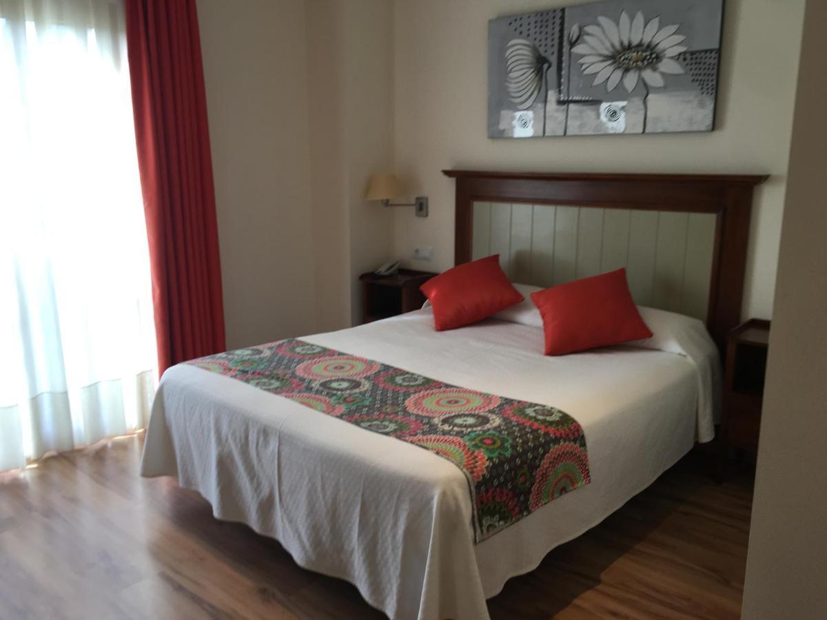 Hotel Valle De Cabezon Cabezón de la Sal Εξωτερικό φωτογραφία