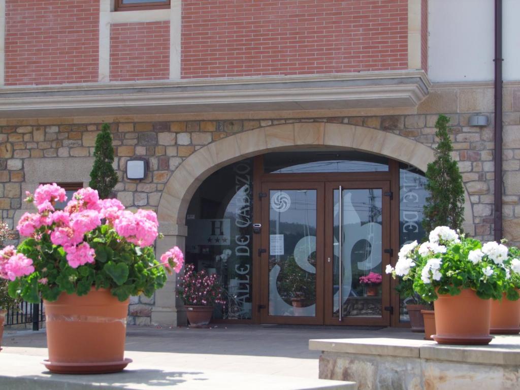 Hotel Valle De Cabezon Cabezón de la Sal Εξωτερικό φωτογραφία