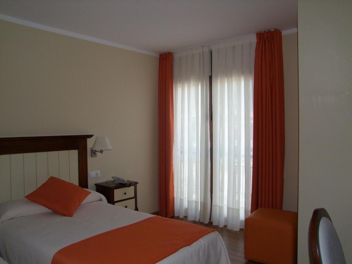Hotel Valle De Cabezon Cabezón de la Sal Εξωτερικό φωτογραφία