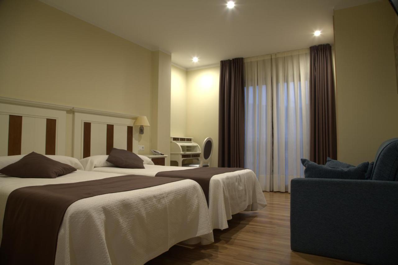 Hotel Valle De Cabezon Cabezón de la Sal Εξωτερικό φωτογραφία